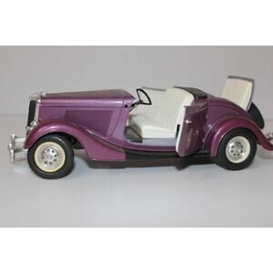 Solido Ford V8 1:19 Scale purple
